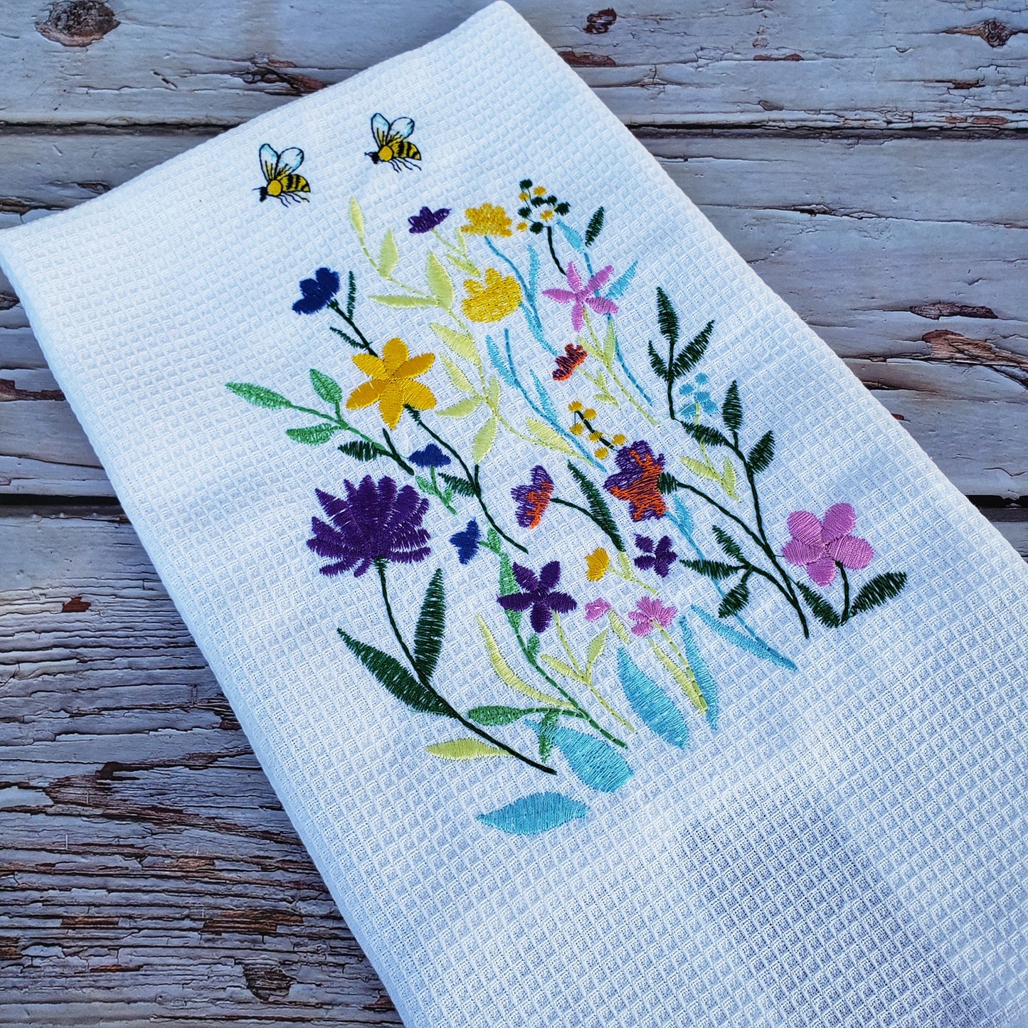 Tea towel embroidery