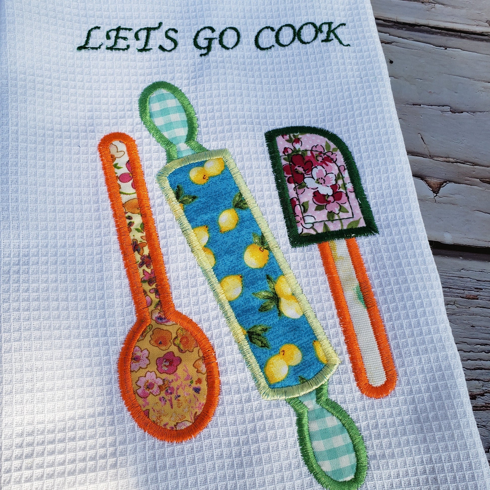 Kitchen towel embroidery