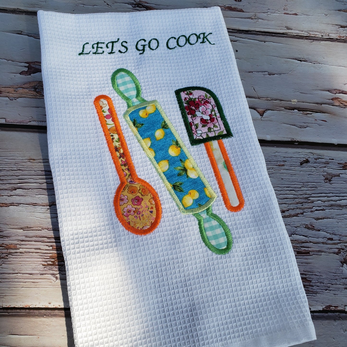 Kitchen embroidery towel