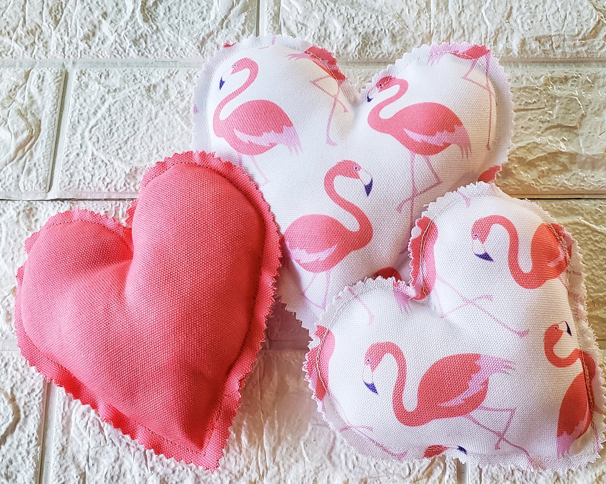 flamingo beach hearts