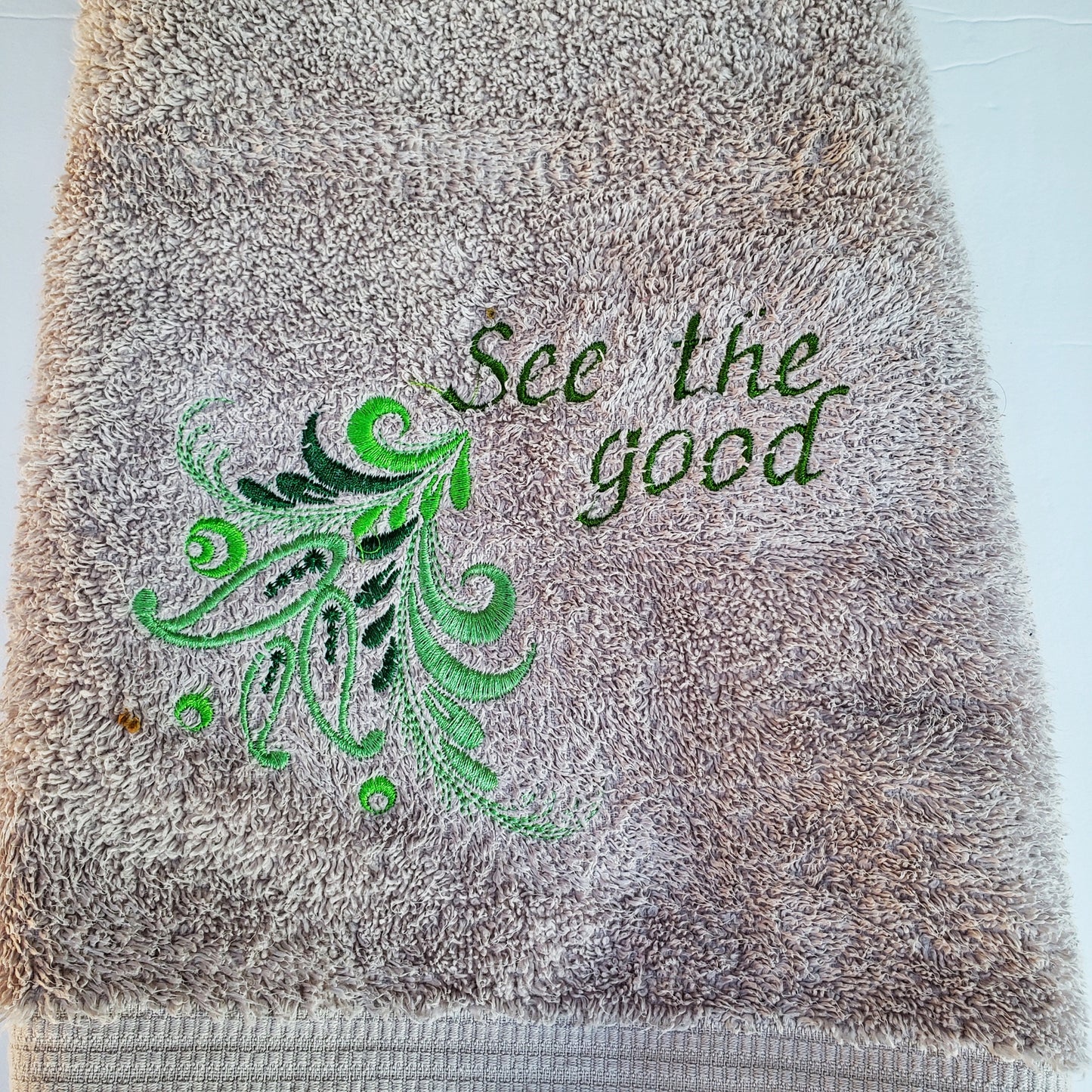 Embrpodery hand towel